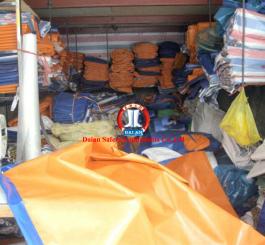 Vải bạt dứa LD mặt xanh,mặt vàng loại TP xịn-khổ 4m dài 50m=200m2 hoặc 6mx50m=300m2/tấm